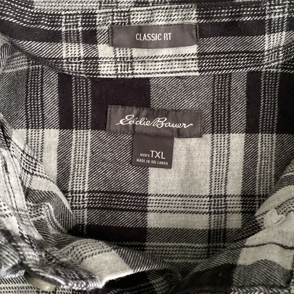 Eddie Bauer button down - Picture 2 of 4